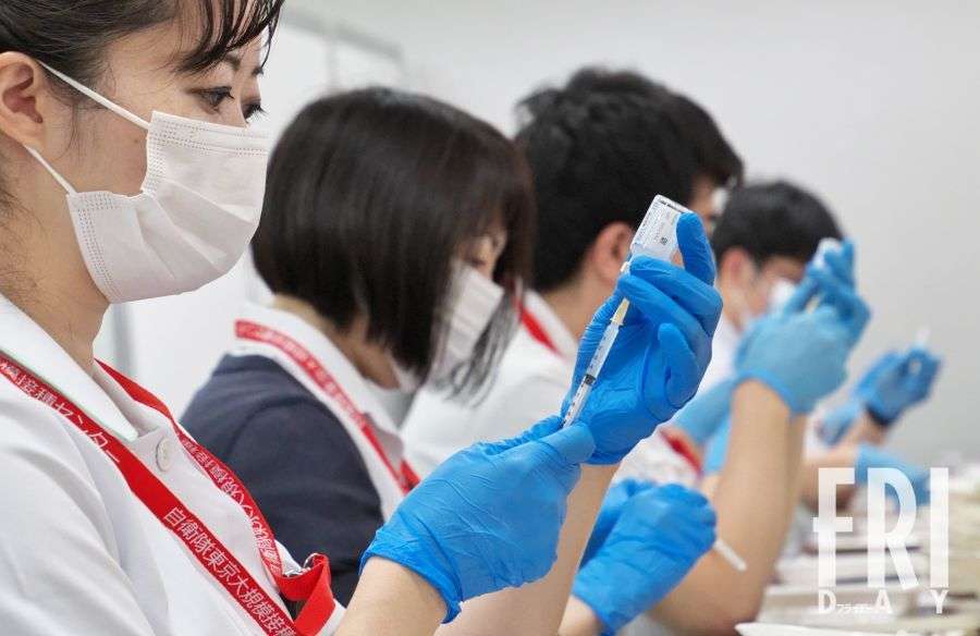 医師も困惑！コロナワクチンの有効期限が3ヵ月延長されていた（FRIDAY） - Yahoo!ニュース
