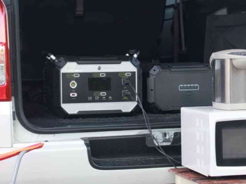 高出力2,000Wのポータブル電源。電子レンジもエアコンも使える - 家電 Watch