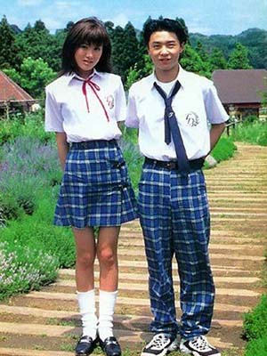 堂本剛版ではポケベルやルーズソックスが登場　ドラマ『金田一少年の事件簿』が映した高校生文化の変遷