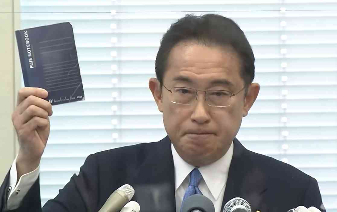 見えないところでは人の話は全く聞かない  |  パチンコ屋の倒産を応援するブログ