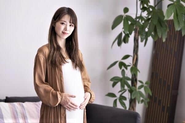 「入社してすぐ妊娠って、どうなの？！」 仕事教えていた先輩女性の投稿に賛否...心狭いのはどっち？会社の体制の問題？専門家に聞いた（2）: J-CAST 会社ウォッチ