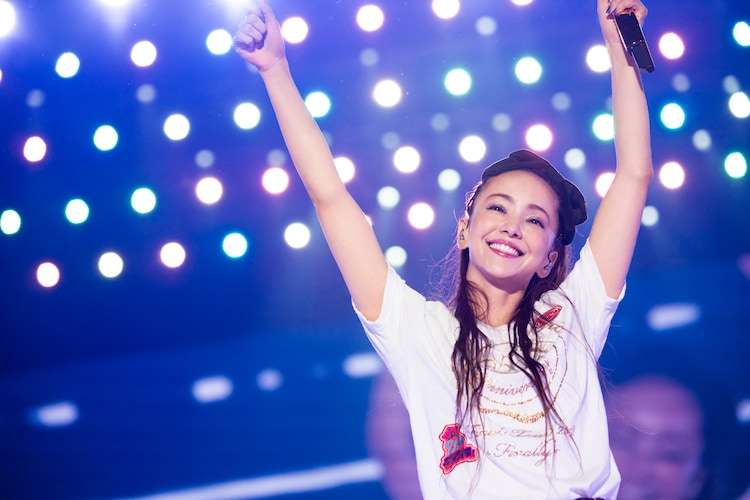 安室奈美恵、AAA末吉秀太、松浦勝人が紺綬褒章を受章 - 音楽ナタリー