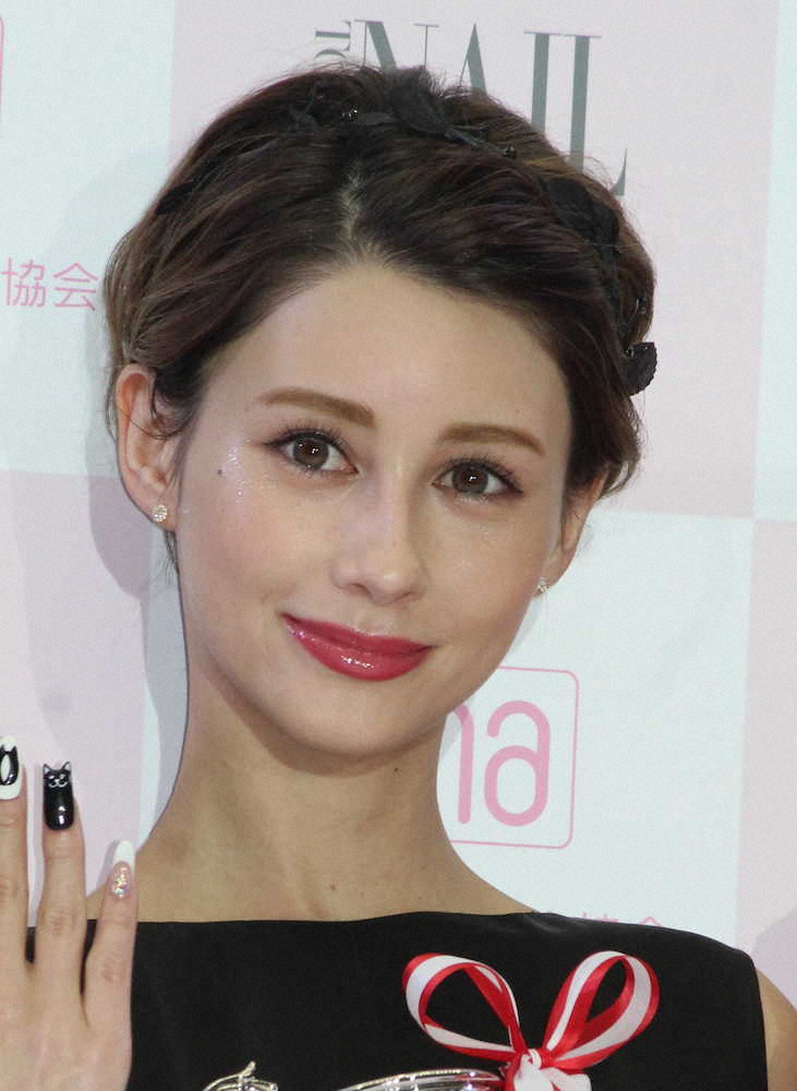 ダレノガレ明美　整形疑惑を否定「よく言われますが　母親にそっくりです」― スポニチ Sponichi Annex 芸能