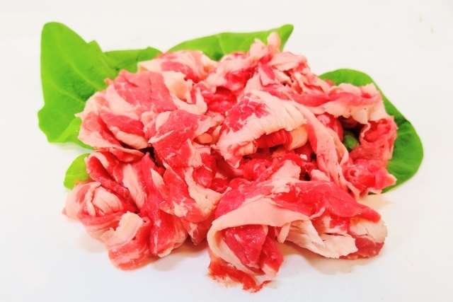 30代独身女性「手取り16.9万円。牛肉が大好きだけど購入をためらう」 | キャリコネニュース