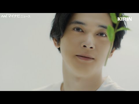 吉沢亮、茶葉を見つめ”美味しさ”語る！今年は「外に出たい」と語るインタビューも　キリン生茶新CM＆インタビュー映像公開 - YouTube