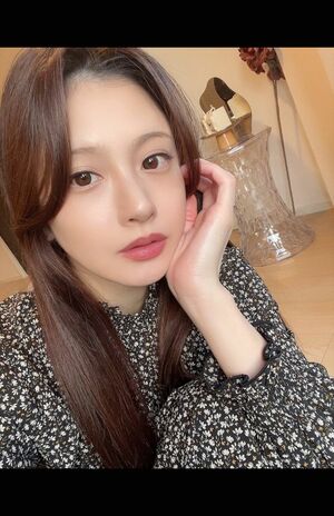 新田真剣佑や福士蒼汰も虜に、ガーシーが暴露した「トップ芸能人7人」と連続交際疑惑の美女“小澤美里”の正体