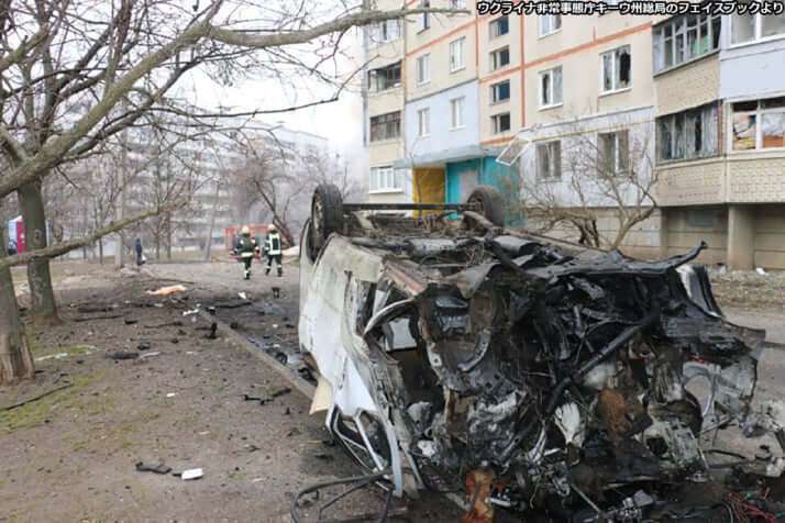 「服を脱げ」子どものすぐそばで母親を強姦、父親は銃殺　ロシア兵の許されざる蛮行（抜粋） | デイリー新潮