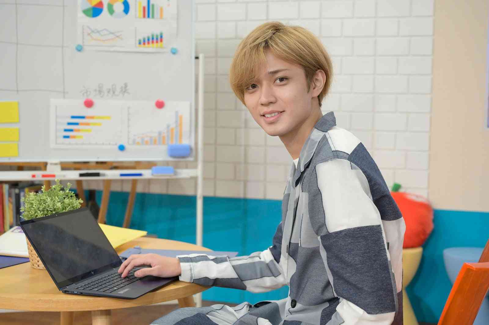 King ＆ Prince永瀬廉、NHKビジネス教養番組メインパーソナリティー決定「こんな世界があるんだ！」 - モデルプレス