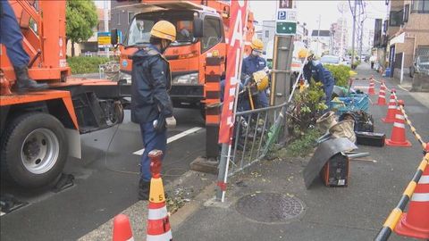 無免許運転で歩行者をはね電柱に突っ込む　男性は死亡　２０歳男を現行犯逮捕　大阪・門真市