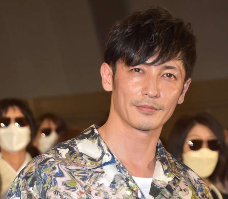 玉木宏、ストイック過ぎる役作り　鶏胸肉1日1.2キロ＆撮影日も早朝ジム　MEGUMI「玉木神と呼んでいました」 | ORICON NEWS