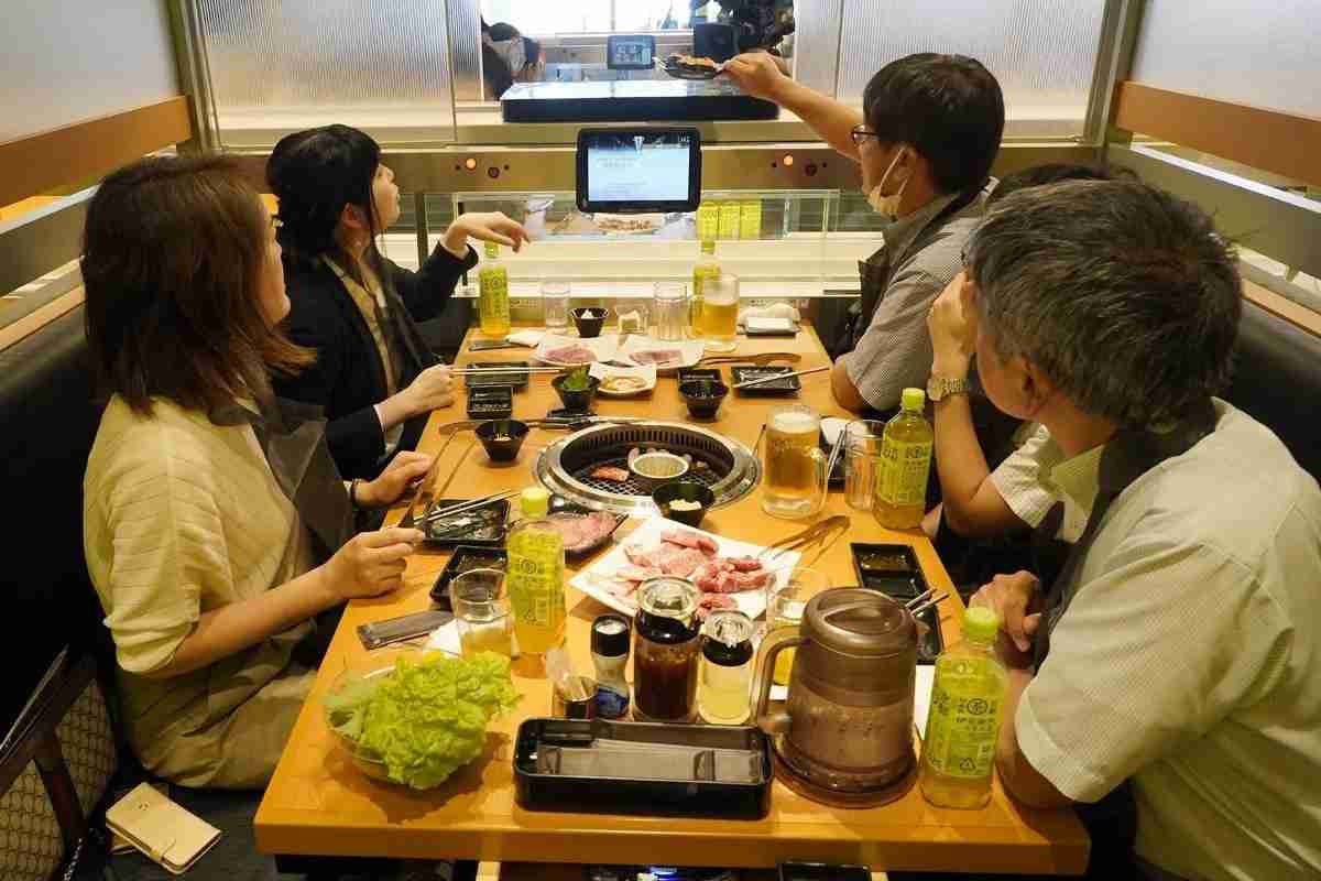 ワタミ「焼肉店」への業態転換で売上250％増の快進撃 逆張り値下げも | マネーポストWEB