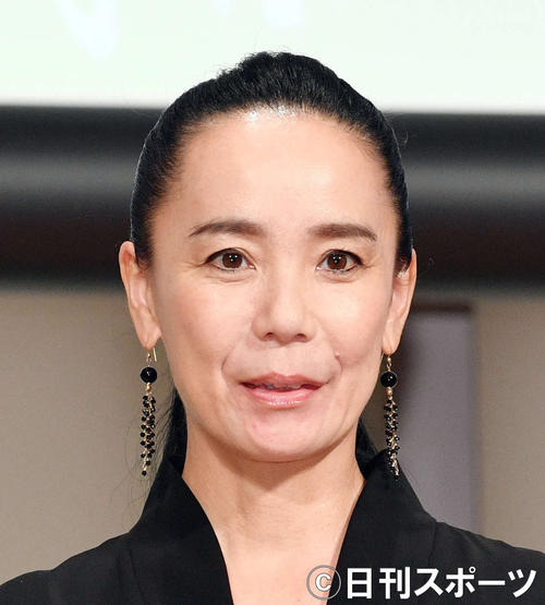 河瀬直美監督、撮影中にスタッフの腹を蹴ったと報じた“文春砲”を否定「足元に足で抵抗」 - シネマ : 日刊スポーツ