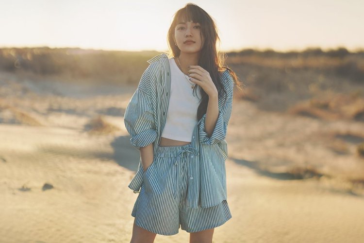 川口春奈『H＆M』2022GWアンバサダーに就任　キャンペーンビジュアル解禁 | ORICON NEWS