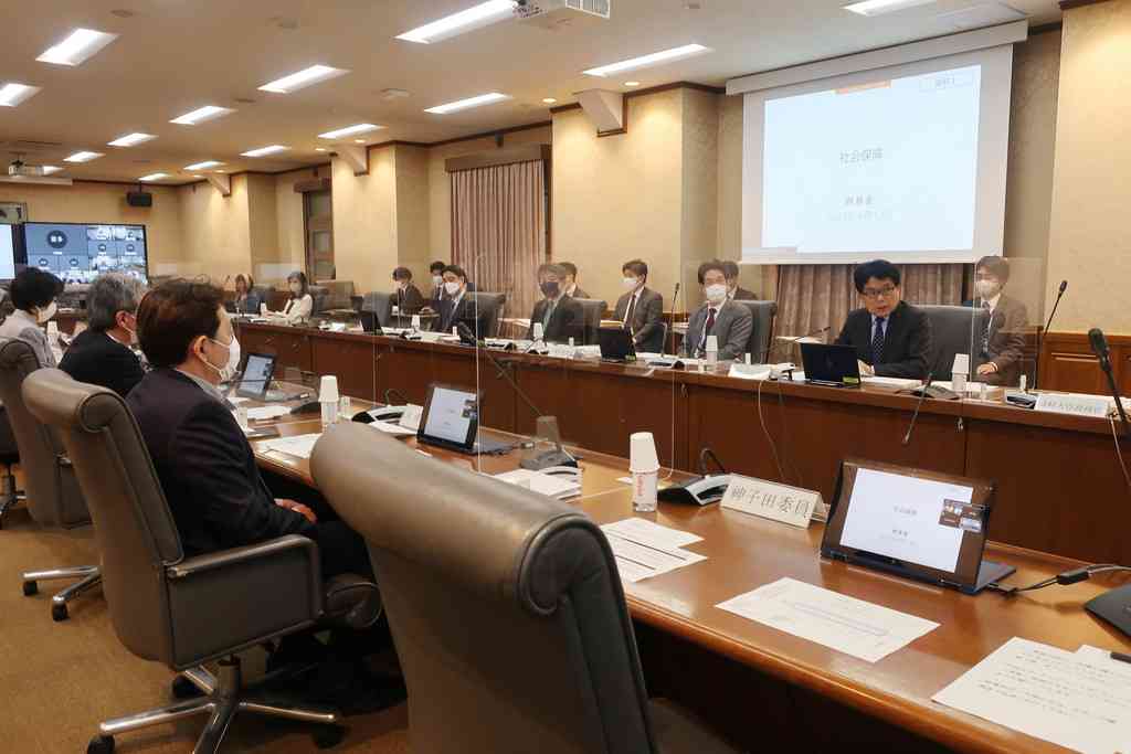 ワクチン「費用対効果」考慮を　8億回分に2兆円超　財政審（時事通信） - Yahoo!ニュース