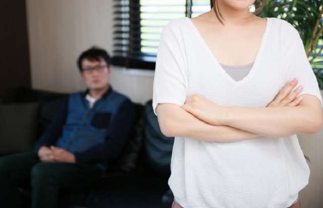 「出会い系をやめない夫に”お前も誰か探せばいい”と言われ…」不倫された妻たちの復讐