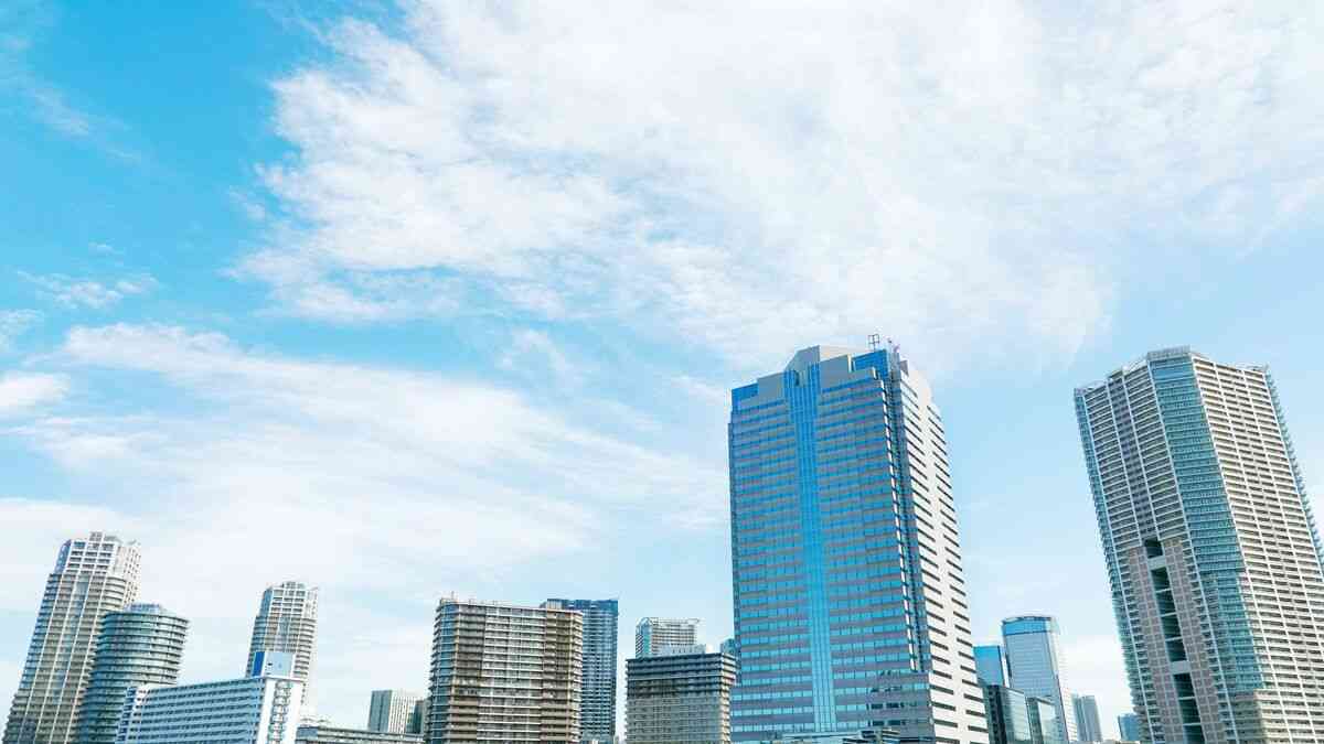 高層階ほど節税額が増える…富裕層がこぞって｢タワマン最上階｣に住みたがる本当の理由 低層階でも最上階でも､固定資産税の評価額はほぼ同じ | PRESIDENT Online（プレジデントオンライン）