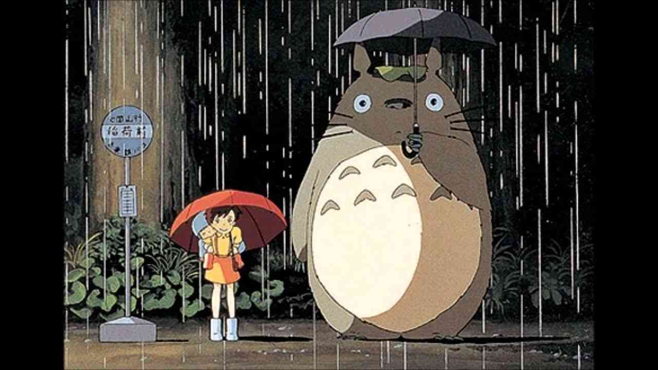 「ポータブル街灯傘」開くと怖い!? LEDに照らされ夜道で顔が浮かぶ