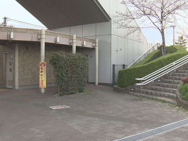 “鼻だしマスク”注意され激高か…電車内で男性の顔殴り鼻の骨を折るなど大ケガさせた疑い 55歳男逮捕