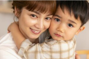 平愛梨「一生の宝になる」、長男バンビーノくんと3年ぶり親子共演、ウェブCMで