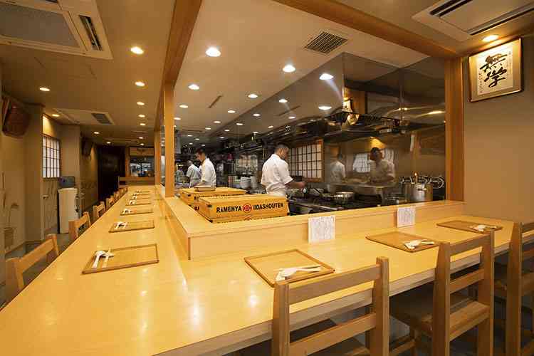人気ラーメン店がラーメン一杯1600円に値上げで賛同の声