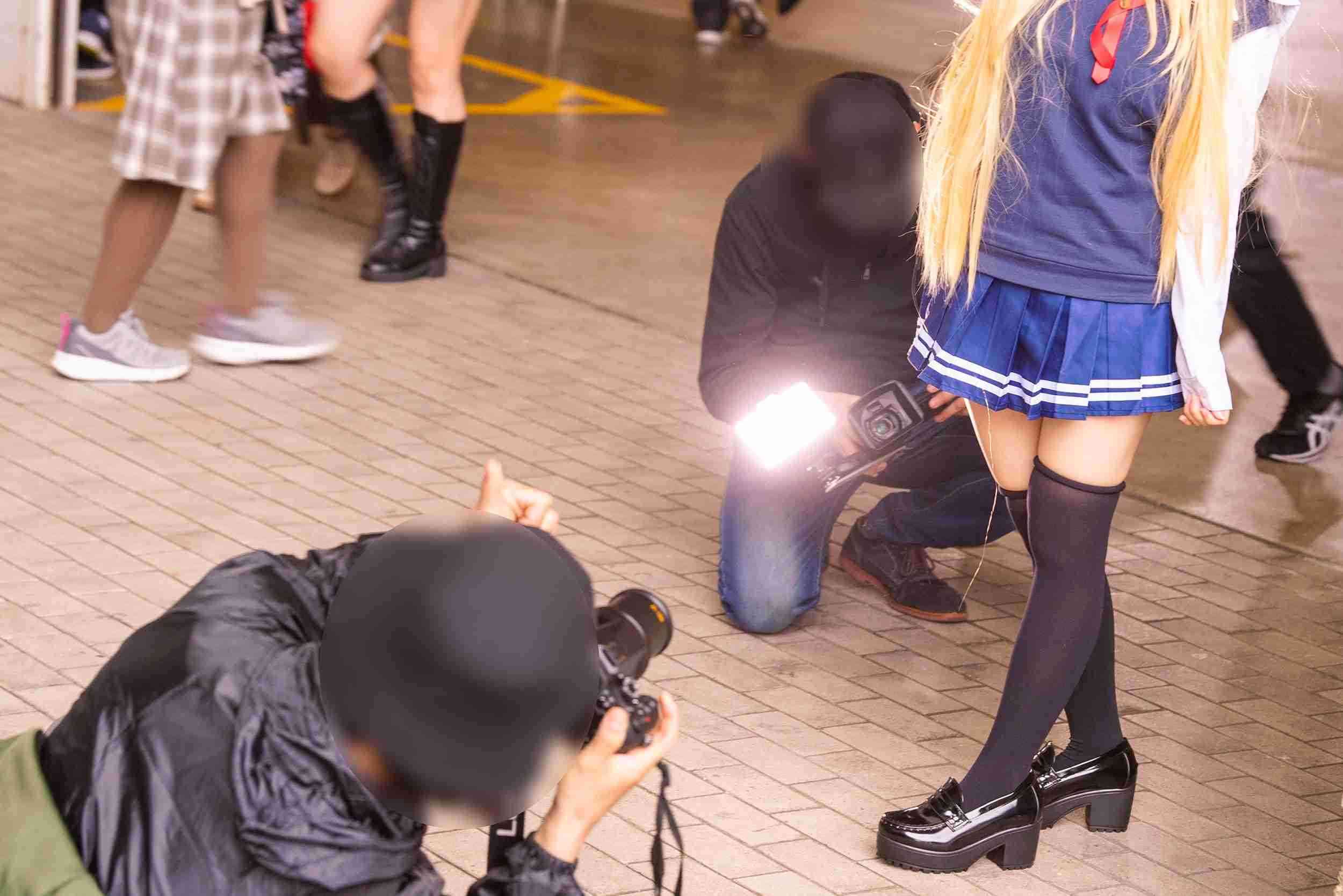 女子高生コスプレイヤーの股間を盗み撮り…　「ニコニコ超会議」で30代の男逮捕