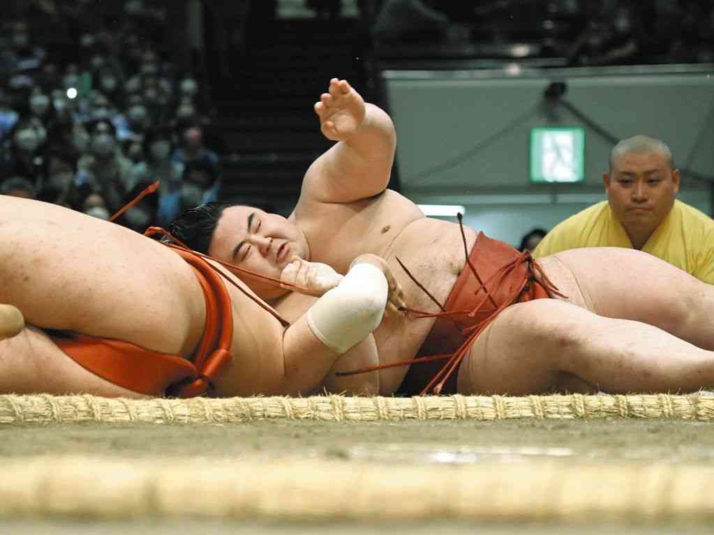 【北の富士コラム】どうやら隆の勝は優勝を意識しているらしい この調子ならまんざら冗談には聞こえない（中日スポーツ） - Yahoo!ニュース
