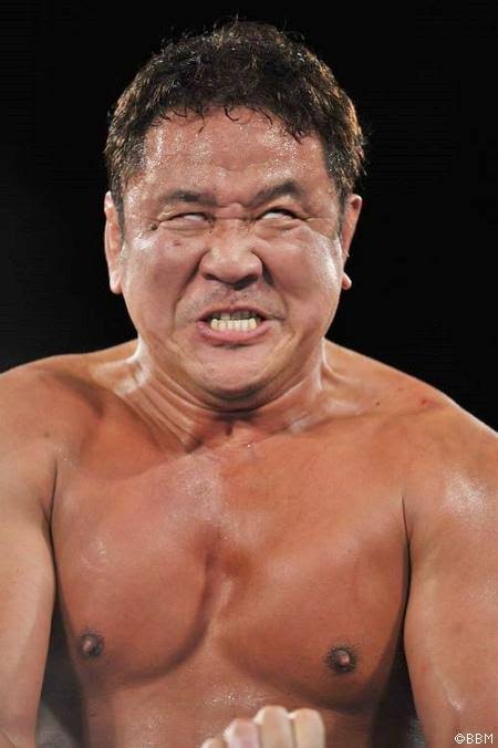 横目する人、すること