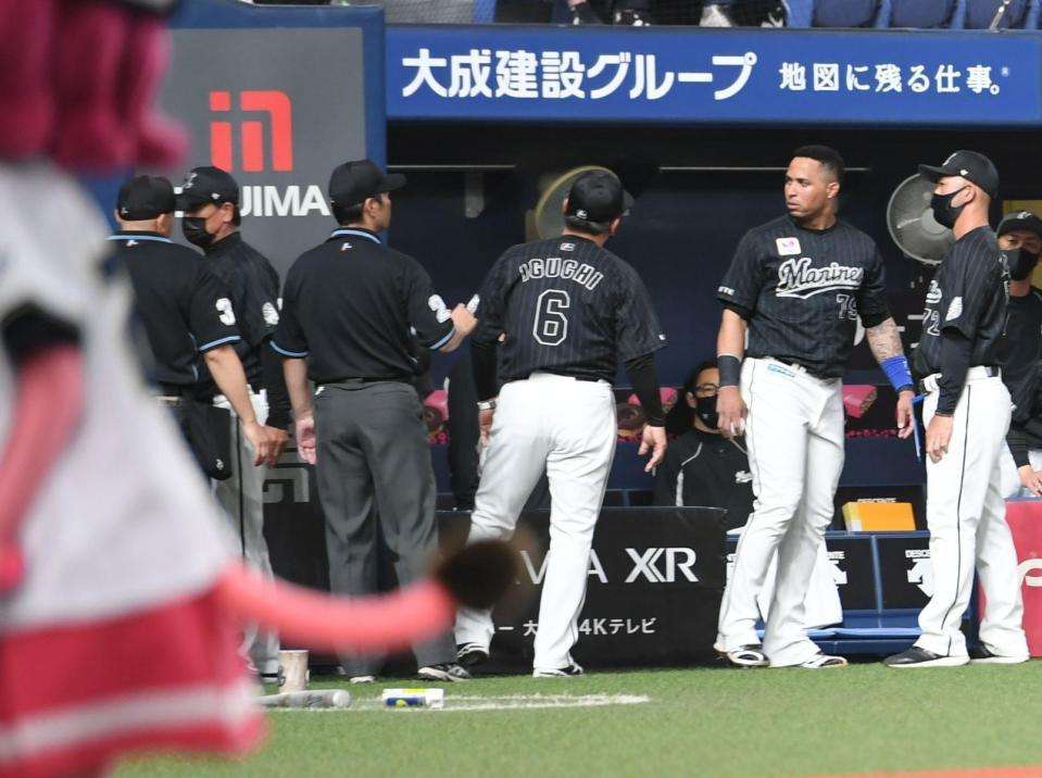 ロッテ・井口監督が侮辱的な発言で試合後に退場　見逃し三振判定に激怒　白井塁審が止める