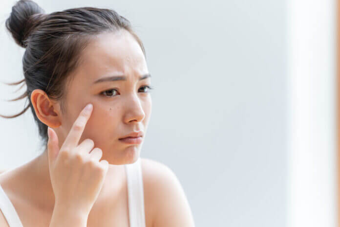 年下だったの⁉ 若くても老けて見える人の3つの特徴