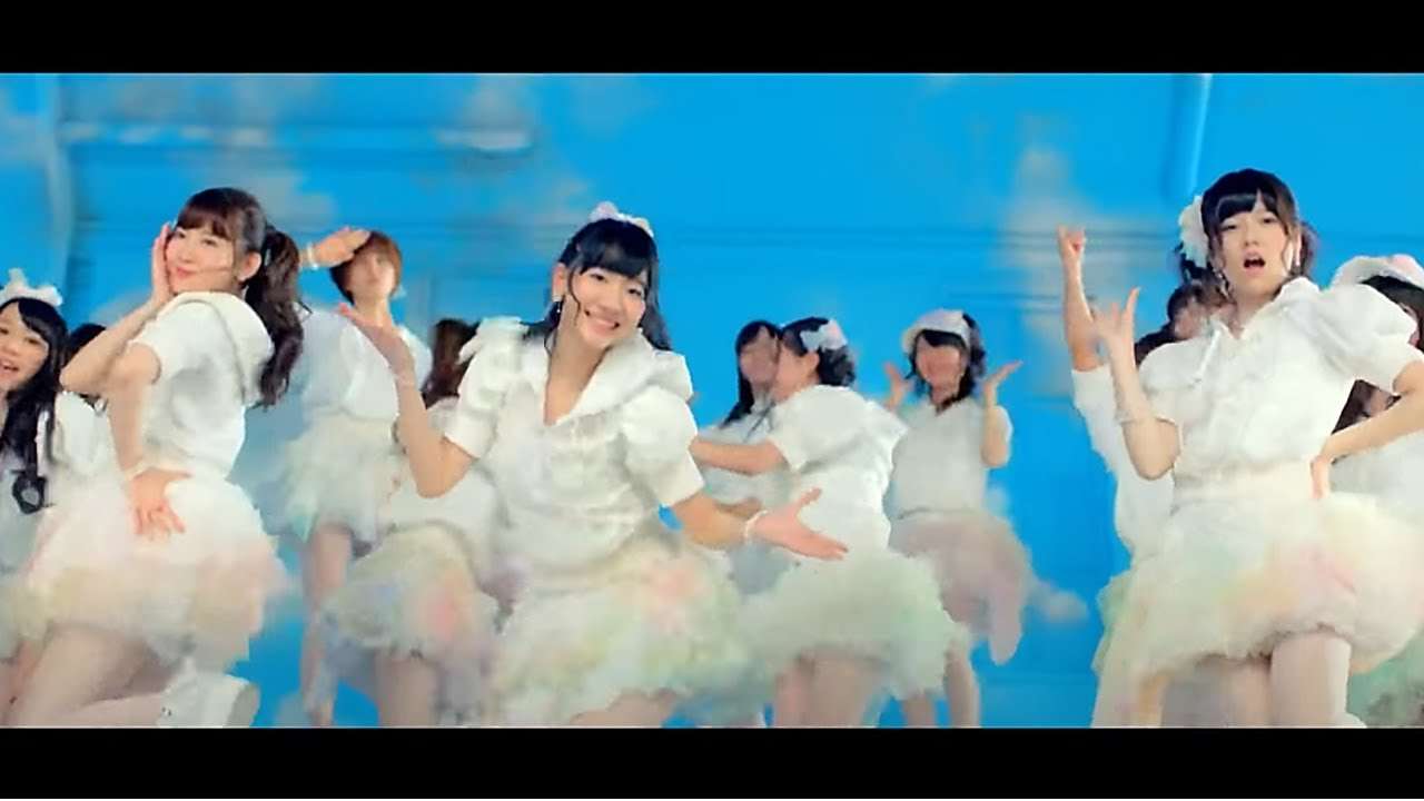 【MV full】 そこで犬のうんち踏んじゃうかね?  / AKB48 [公式] - YouTube