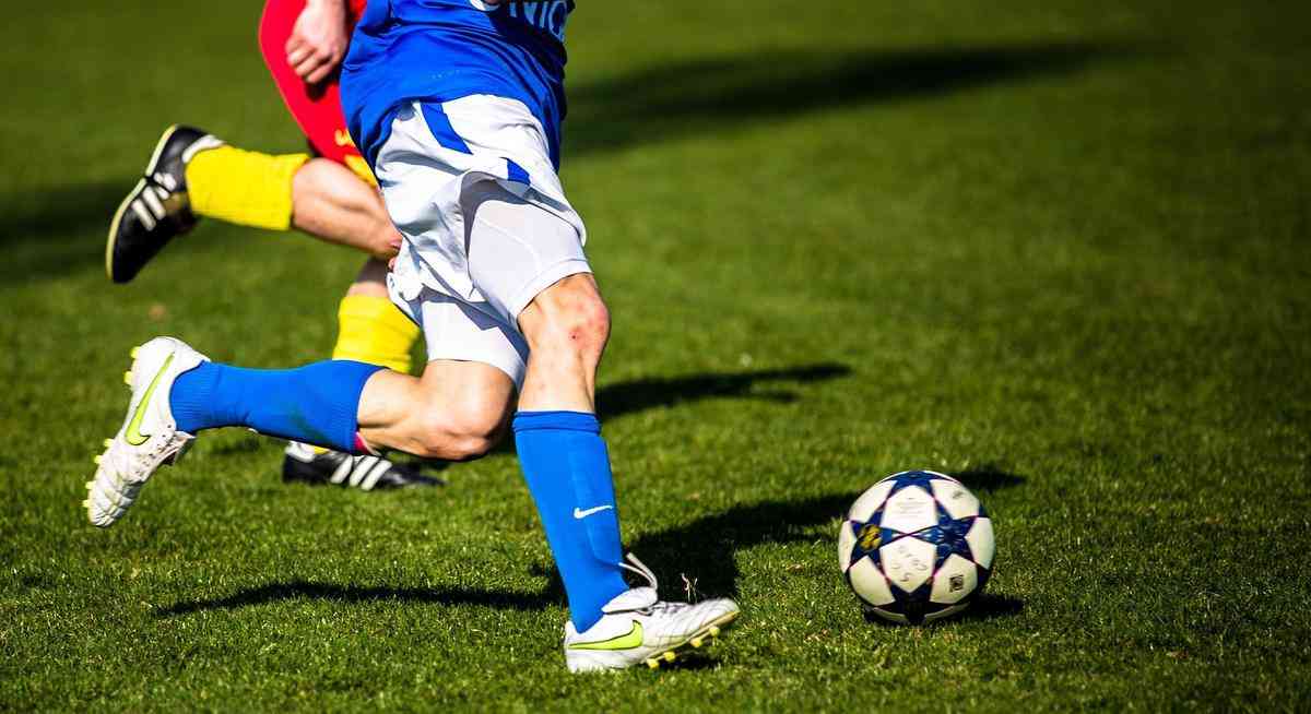 監督はまさかの「続投」希望、秀岳館サッカー部暴行問題の闇と深刻な悪影響 中途半端な幕引きは一部のスポーツ強豪校に残る「暗部」を黙認することになる(1/3) | JBpress (ジェイビープレス)