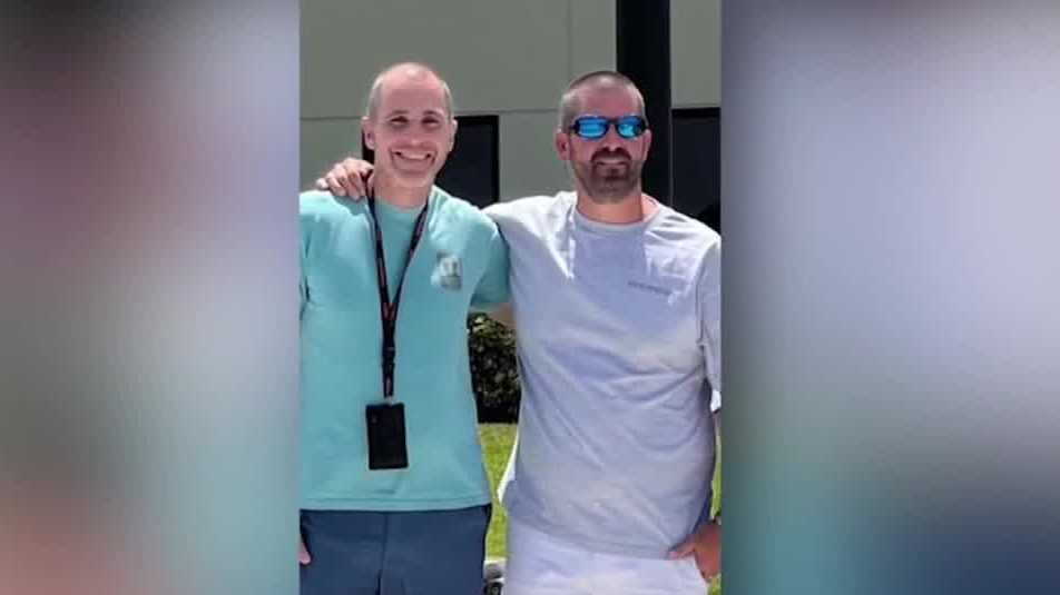 Air traffic controller helps passenger land plane at Florida airport