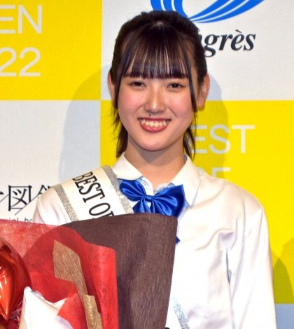 『ベスト・オブ・ティーン2022』グランプリに熊本県代表の高校2年・岡田希子さん 大粒の涙「愛されていると実感」