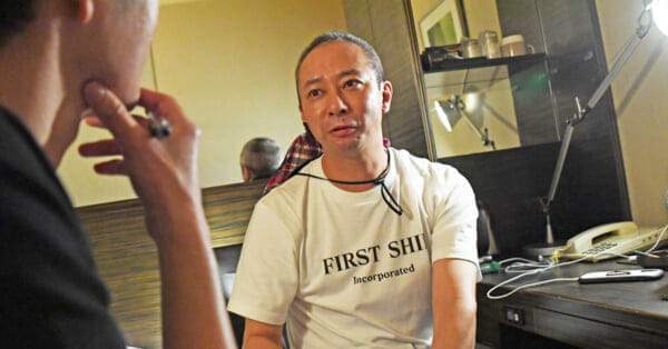 号泣告白！いしだ壱成　消した〝不穏ツイート〟と会えない娘への想い