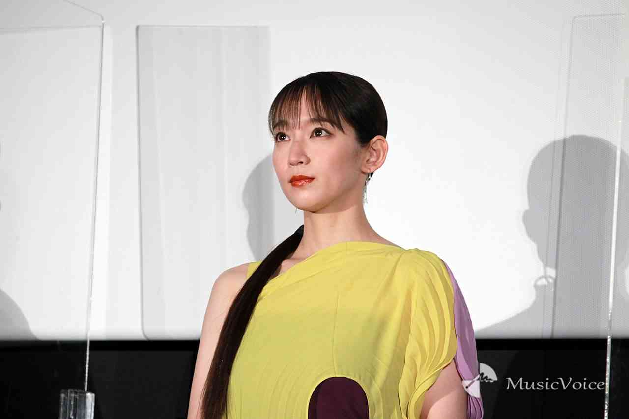 吉岡里帆、色気アップの秘訣を知る「ヒップとかバスト、ウエストだと思っていた」：映画『ホリック xxxHOLiC』初日舞台挨拶【エンタメ】