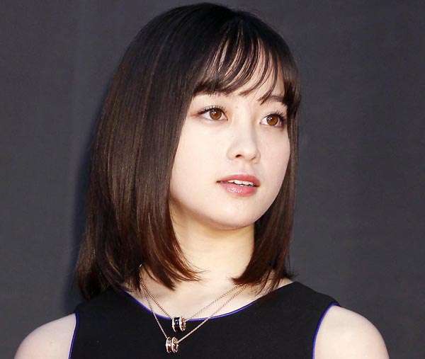 【橋本環奈】橋本環奈「千と千尋」大ヒットでも浮かぬ顔の理由は…NHK好感度調査では常に上位なのに｜日刊ゲンダイDIGITAL