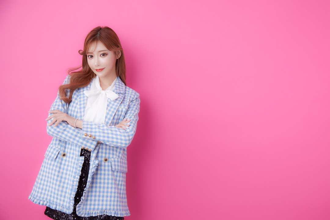 エンタメDX事業加速　クリエイターエコノミーの拡大を受けて、明日花キララ氏と提携　個のエンパワーメントを高める「クリエイター育成支援事業」を開始｜株式会社ピアラのプレスリリース