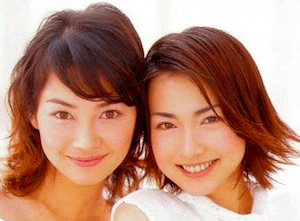 長谷川京子、43歳の超ミニ！  美脚な私服姿に反響「美人で美脚、言う事なし」「唇がセクシー」