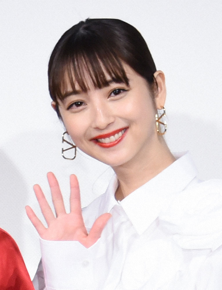 佐々木希　飲酒の投稿に「参考になる」もファンから心配の声「最近お酒たくさん飲んでて心配」― スポニチ Sponichi Annex 芸能