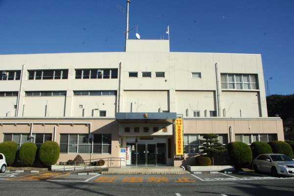 集団下校中の小学生女児に刃物突き付け肩つかむ　容疑で男逮捕、岡山県警備前署　車で通りかかった女子大学生が110番、けが人なし（山陽新聞デジタル） - Yahoo!ニュース