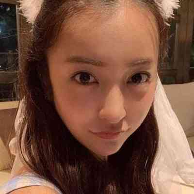 【2019年7月】板野友美、花嫁風ベール姿にファン悶絶「お姫様みたい」