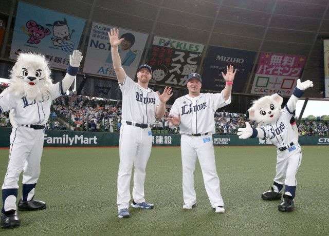 西武・山川穂高、母の日に2打席連発!スタンド観戦の母へ贈り物「目の前で打てたのは最高」