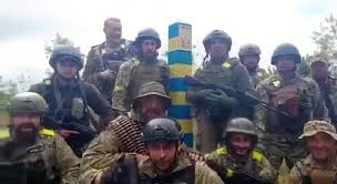 ロシア軍が盗んだ大量の農業機械、遠隔ロックで使用不能に ウクライナ関係者証言
