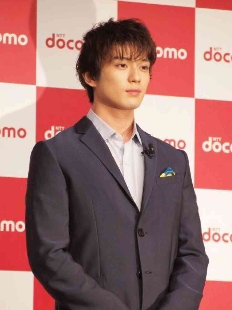 新田真剣佑がやりたい放題だった理由 元事務所は騙されていた？ | リアルライブ