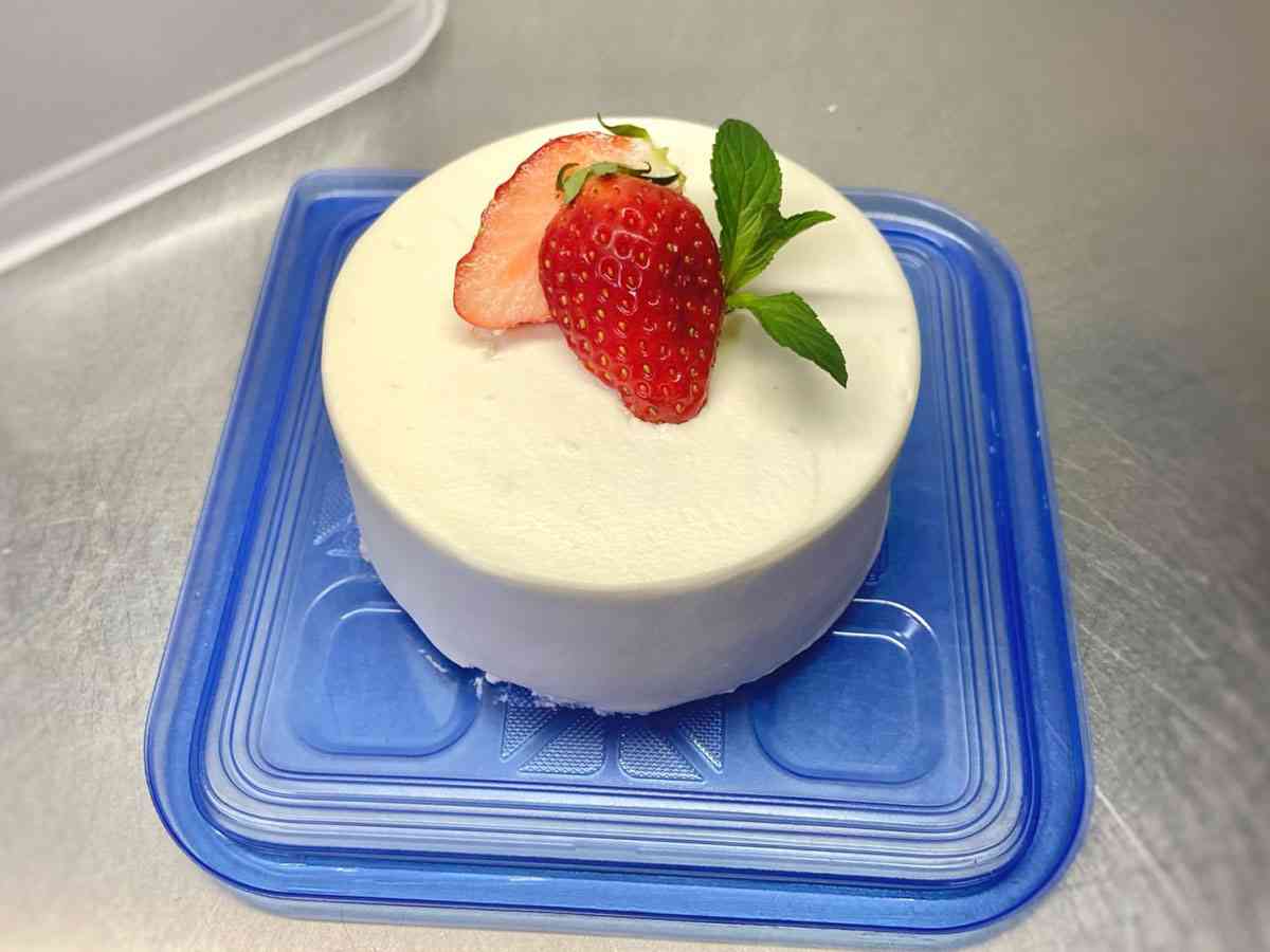 「ケーキを保存する時は…」　逆転の発想に「すごい！」「天才か？」  –  grape [グレイプ]