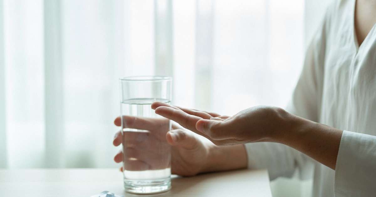 厚労省「経口中絶薬に配偶者同意が必要」に批判相次ぐ　何が問題か