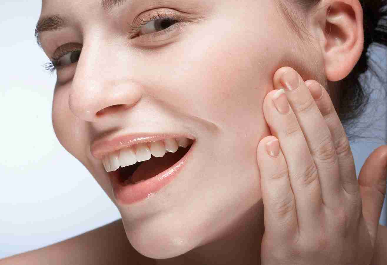 フランス人は「ムダ毛」を剃らない？日本の定番「L字カミソリ」がフランスで買えない理由 [ボディケア] All About