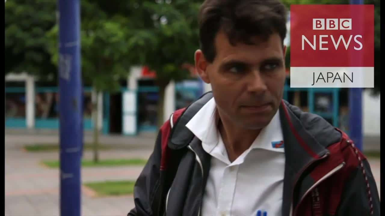 「難民の顔を踏んでやりたい」　反移民党が勢いづくドイツ北東部で - YouTube