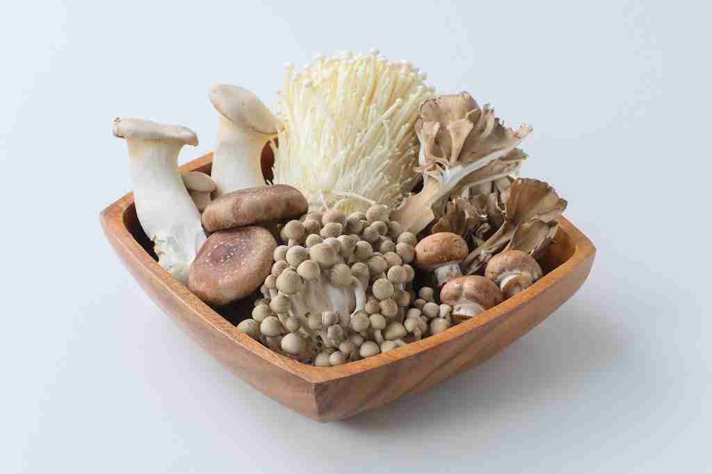 きのこは洗う？洗わない？洗い方とレシピもご紹介 | DELISH KITCHEN