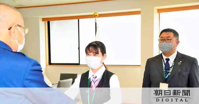 「3億円もらえる」「のど手術した」相次ぐ怪電話　店員らが被害防ぐ：朝日新聞デジタル
